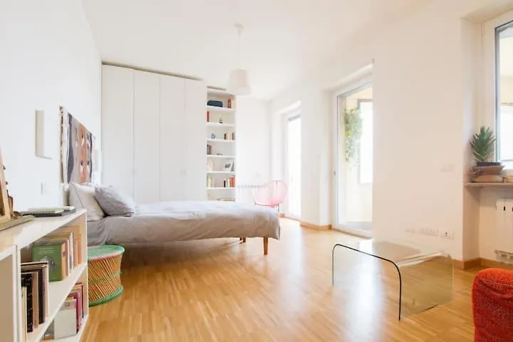 Amazing View Exclusive 9Th Floor Apartment Milan